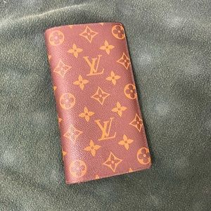 Authentic Louis Vuitton Brazza Monogram wallet